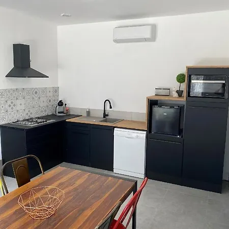 Logis Dans Ancien Relais De Poste Apartment